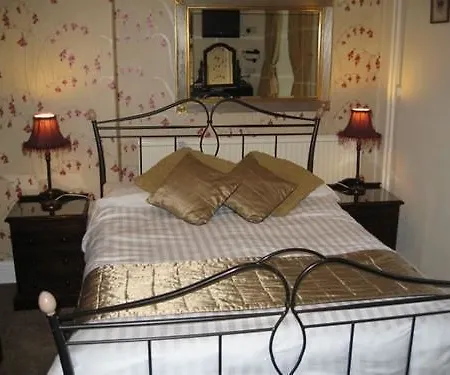 דירה Crompton House *