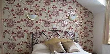 Crompton House