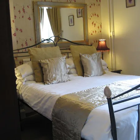 Crompton House